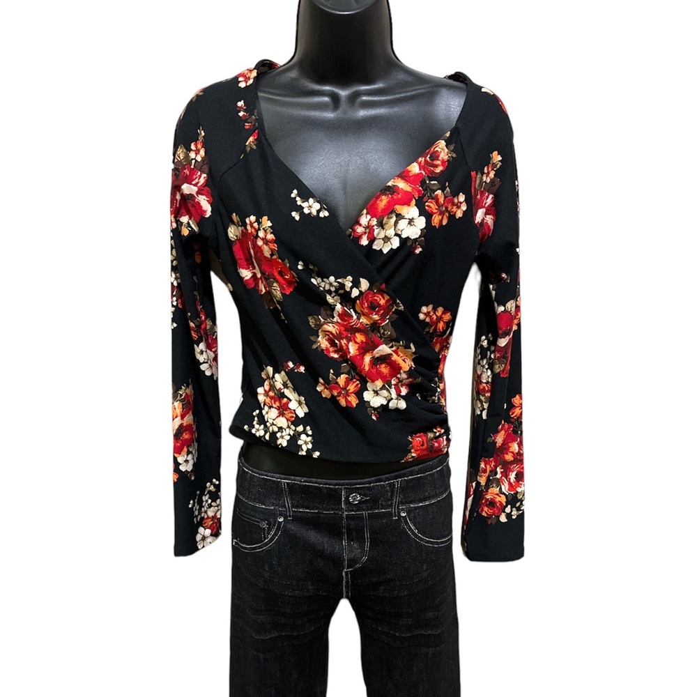 Long sleeve floral cross v-neck top